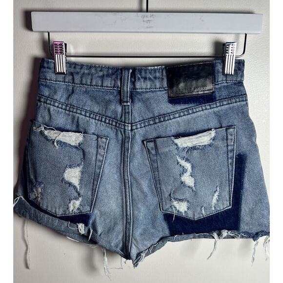 One Teaspoon Legend Distressed High Waist Mom Fit Mid Length Short Sz 23 EUC‎ - Picture 4 of 11
